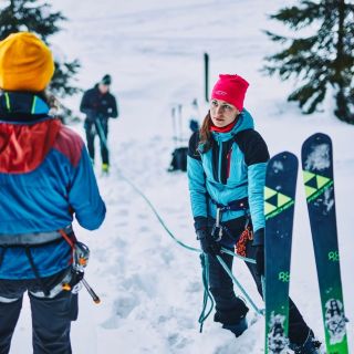 Trimm Team 🩵🖤❤️ Trimm Girl 👍🌞❄️ Testování skialpovych dovednosti #skialpujfest #trimmteam #trimmgirl #skitouring #skialpuj...