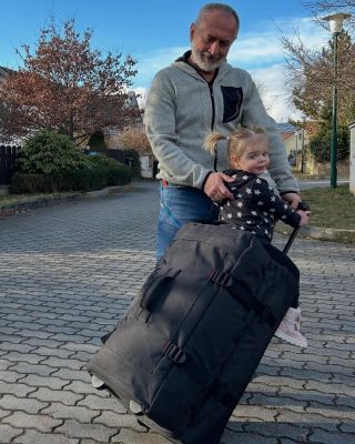 Představujeme naši cestovní tašku Trimm NEW YORK II 100 – odolnou a prostornou tašku s kolečky, ideální pro všechny vaše...